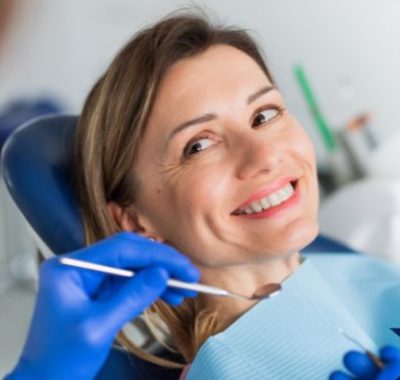 cuando debo asistir al dentista por primera vez